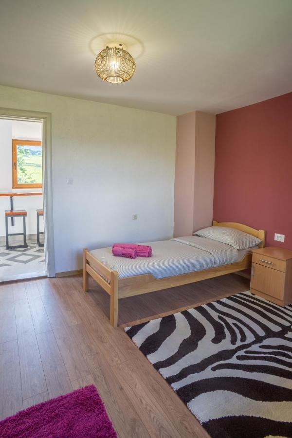Mountain Inn Zabljak  Ngoại thất bức ảnh