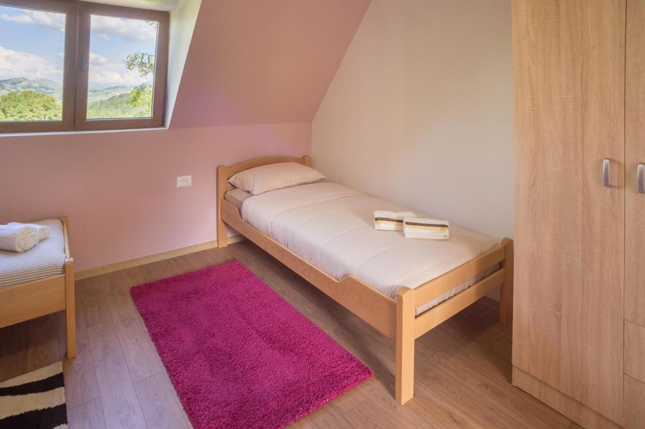 Mountain Inn Zabljak  Ngoại thất bức ảnh